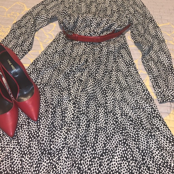 Dress - Picture 3 of 3